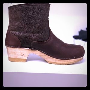 Worn once No.6 brown leather shearling clogs.